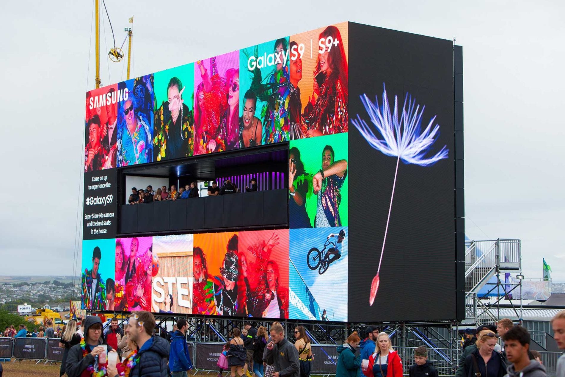 Samsung Outdoor LED Screen 